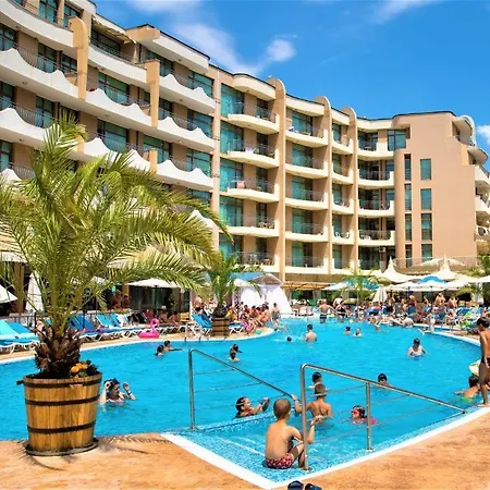 Grenada - First Line & Pool Appartement
