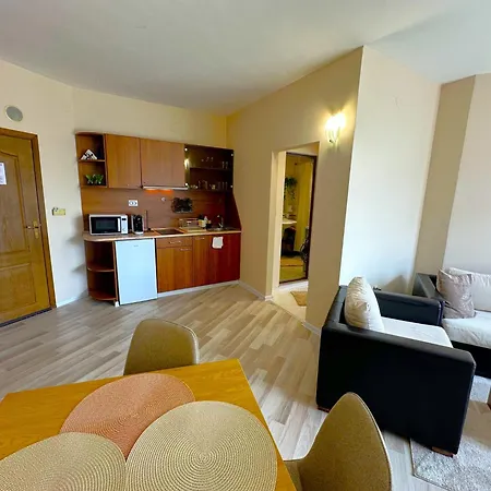Grenada - First Line & Pool Appartement
