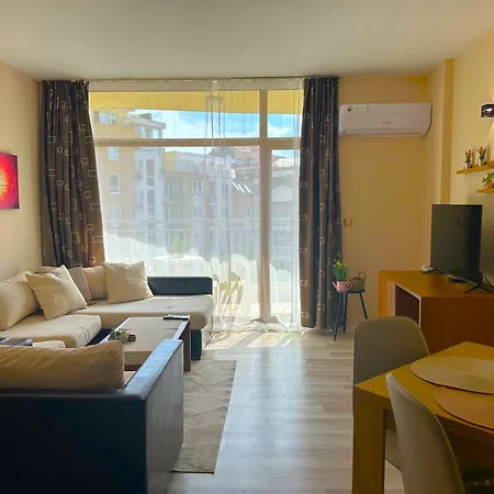 Grenada - First Line & Pool Appartement